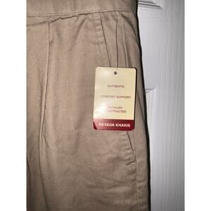 Nevada khakis mens size 37x32 pleated beige
